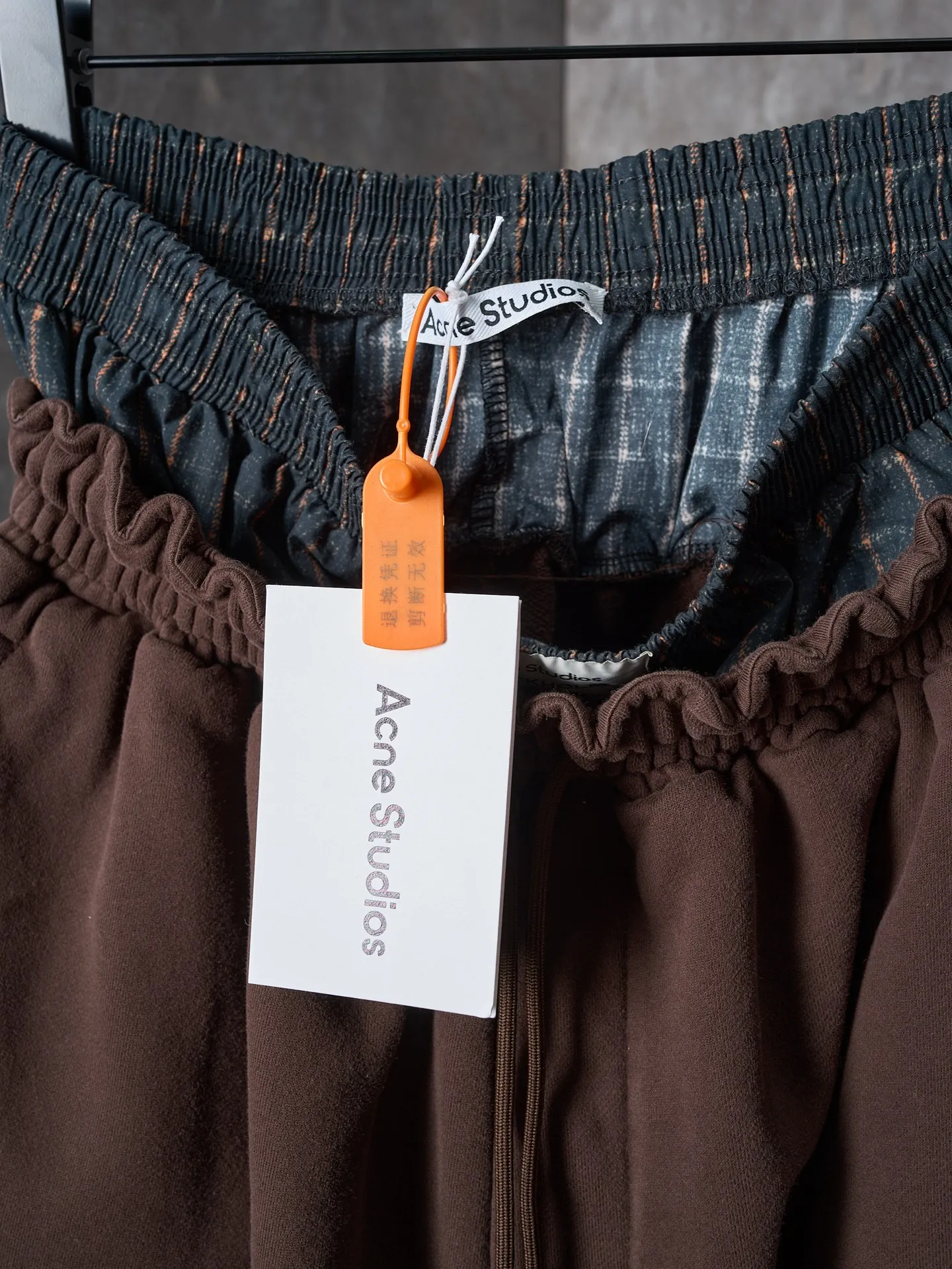 【 】Acne Studios 【In Stock】S M L XL Dark Coffee Brown ACNE GYM Brown For Everyone Retro ACNE GYM ，